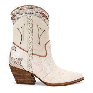 Dolce Vita White Croc Embossed Leather Western Boots Size 6.5